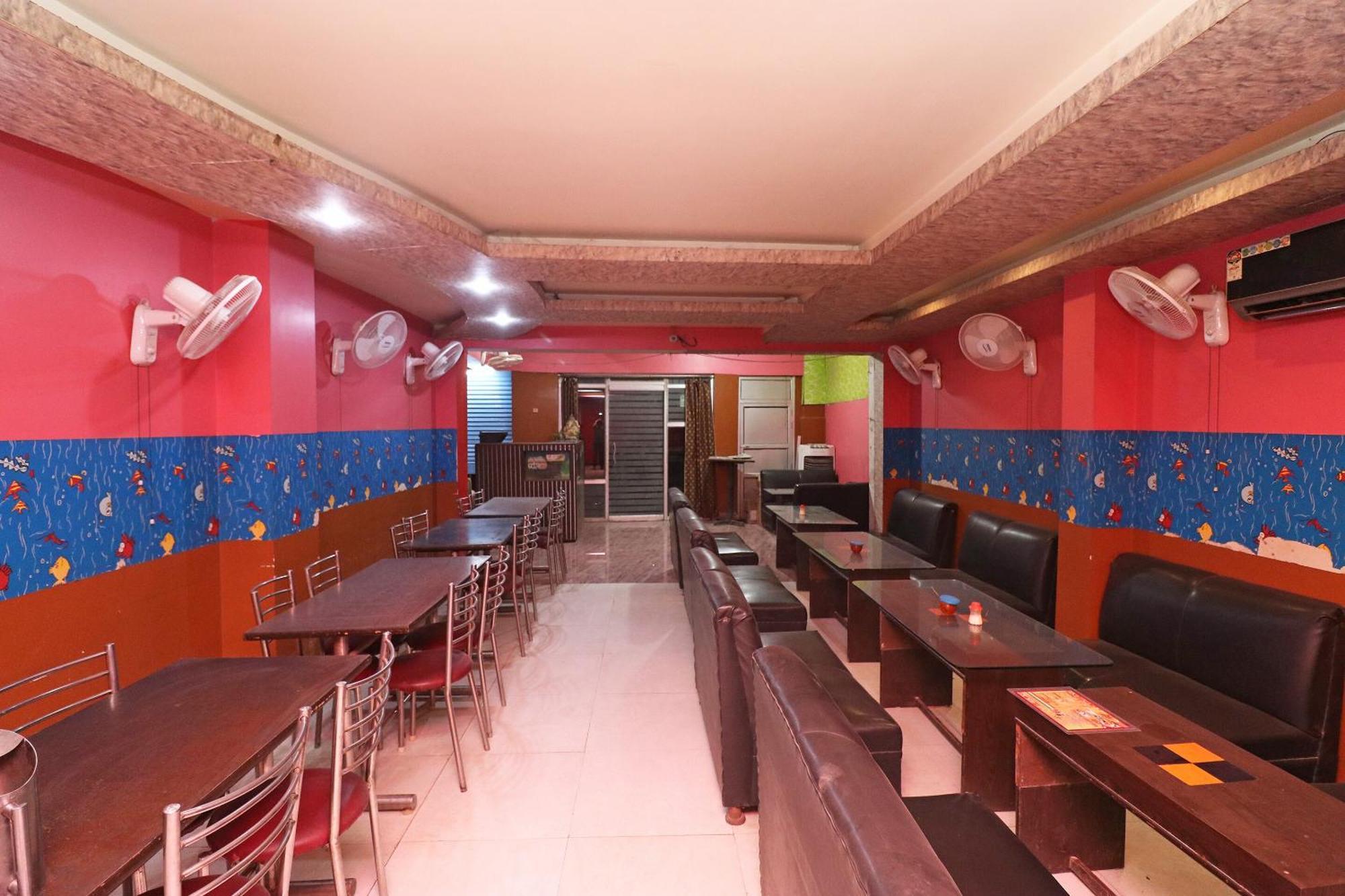 Hotel O Swastik Resort Colonelganj Extérieur photo