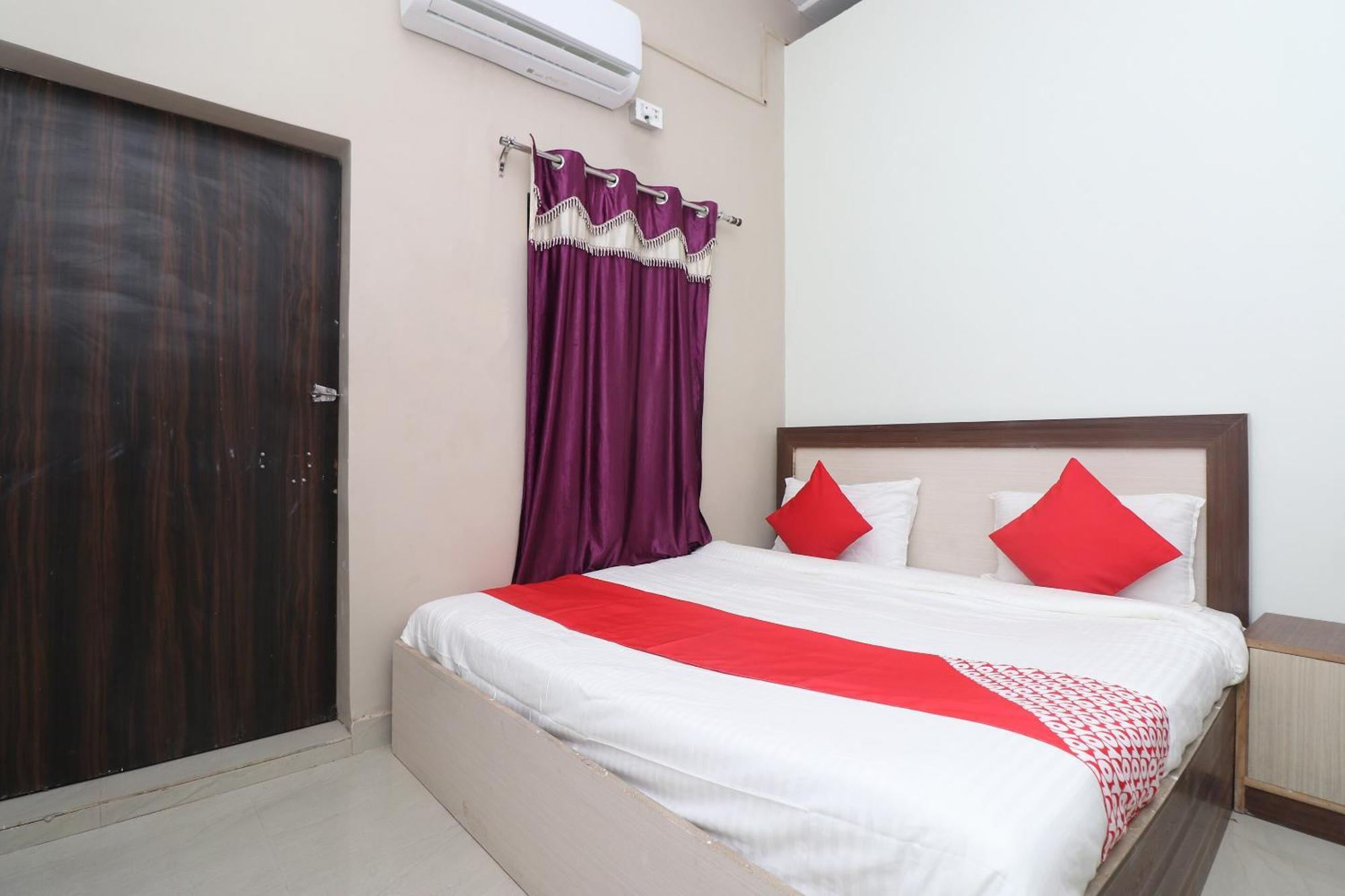 Hotel O Swastik Resort Colonelganj Extérieur photo